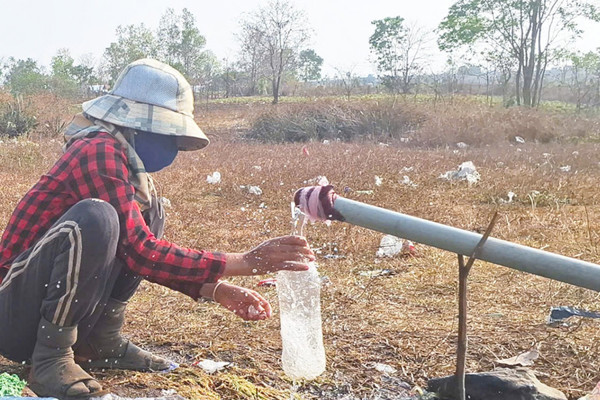 Người dân Klăh thiếu nước sạch trầm trọng